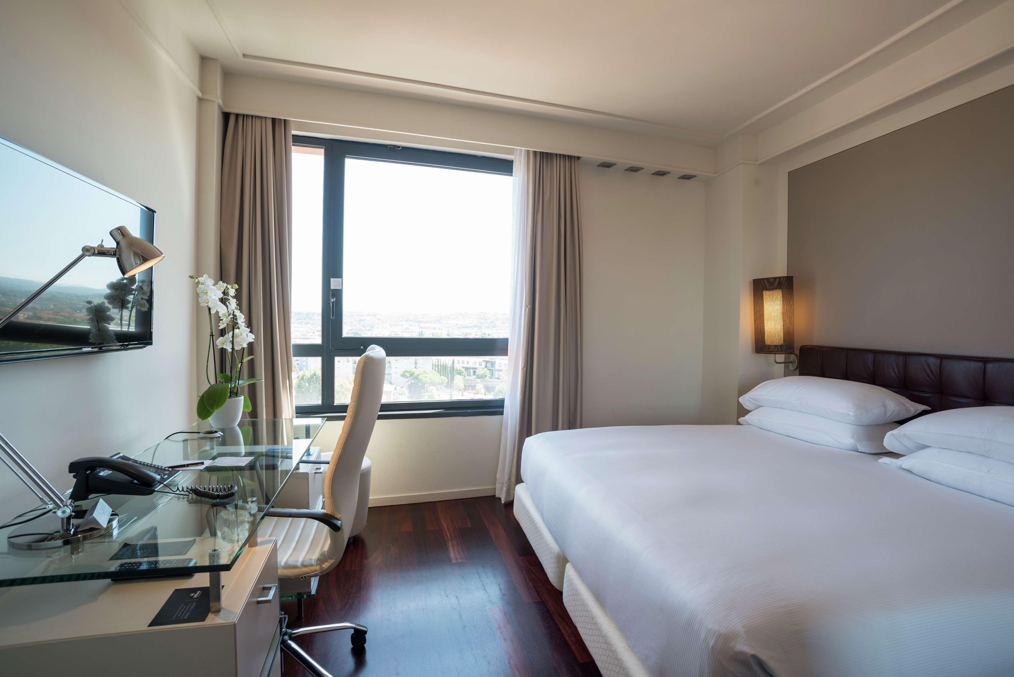 Doubletree By Hilton Florence Metropole Buitenkant foto